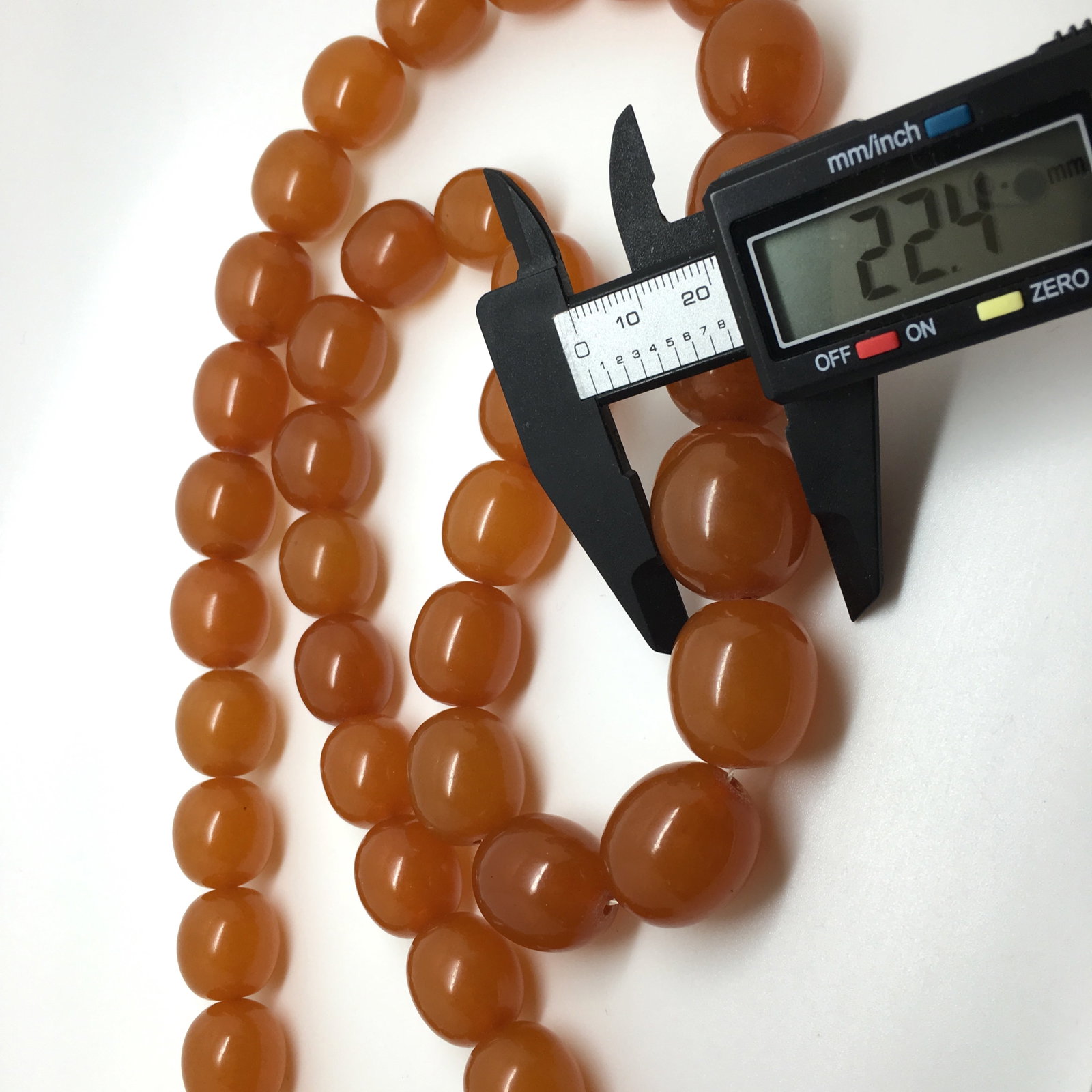 Staggering Unique Vintage Amber Necklace made from Olive shaped Amber beads - 8