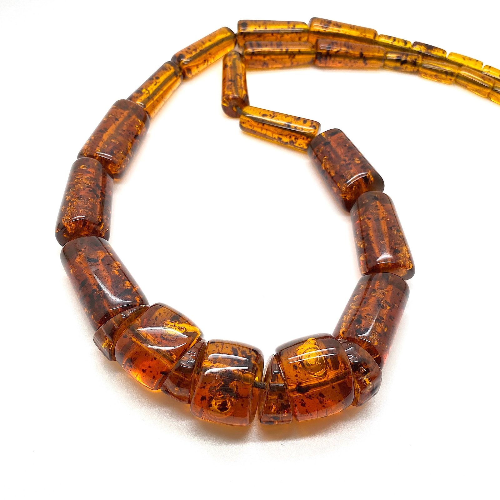 Magnificent Vintage Amber Necklace made from Barrel shaped Amber beads - 8