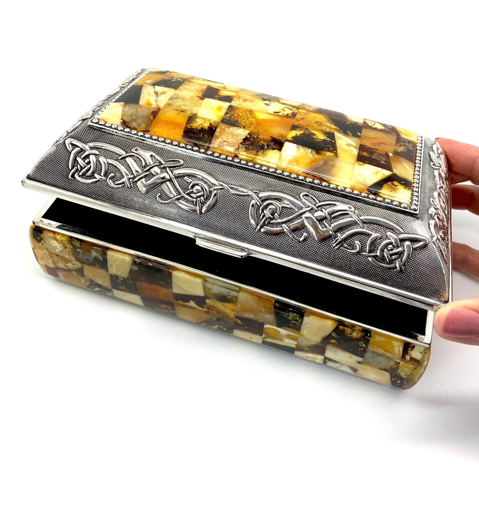Staggering Unique Vintage Amber Jewellery box - 9