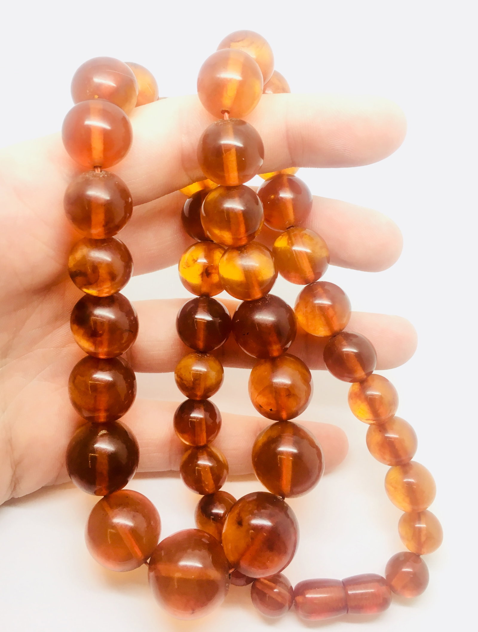 Stunning Vintage Amber Necklace made from Round Amber beads - 4