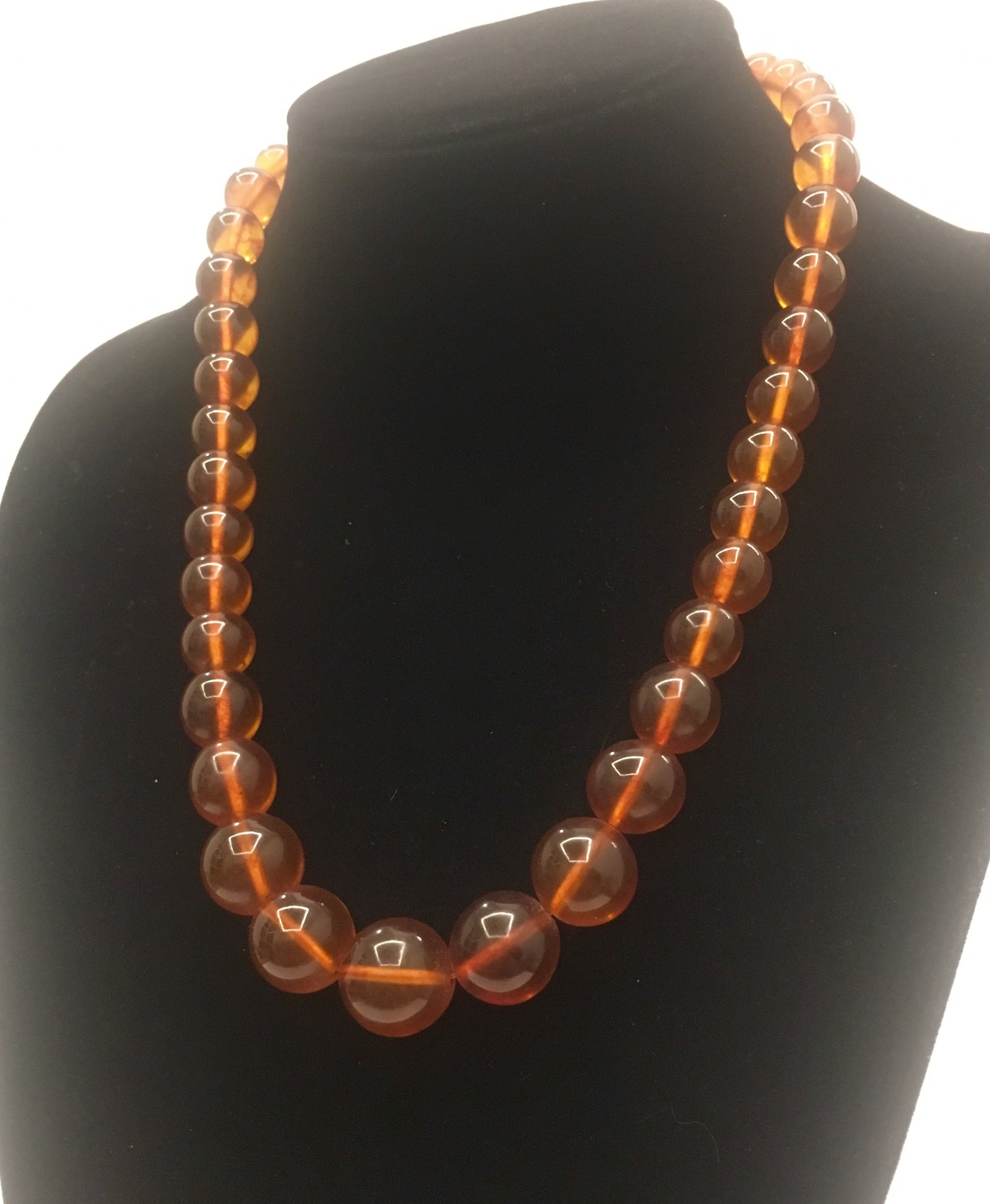 Stunning Vintage Amber Necklace made from Round Amber beads - 7