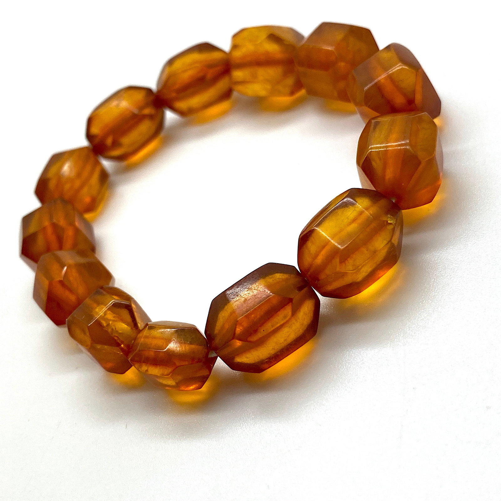 Marvellous Amber Bracelet made from Barrel shaped Amber beads - 8