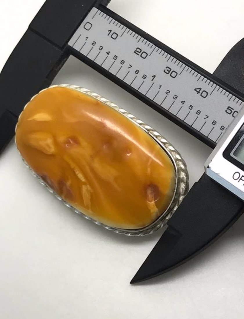 Amazing Unique Vintage Amber Brooch - 7