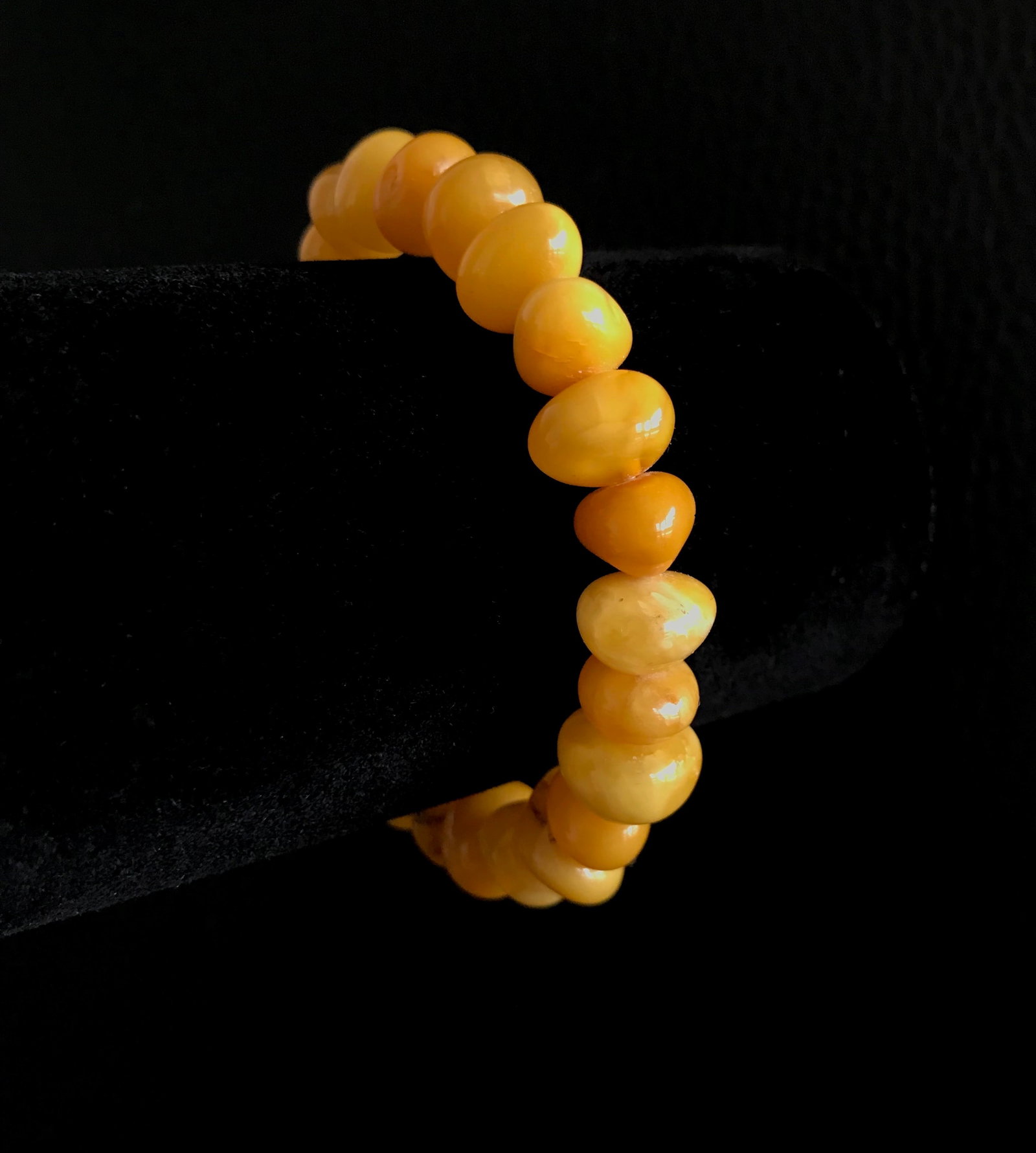 Impressive Amber Bracelet made from Natural shaped Amber beads (1 of 8)