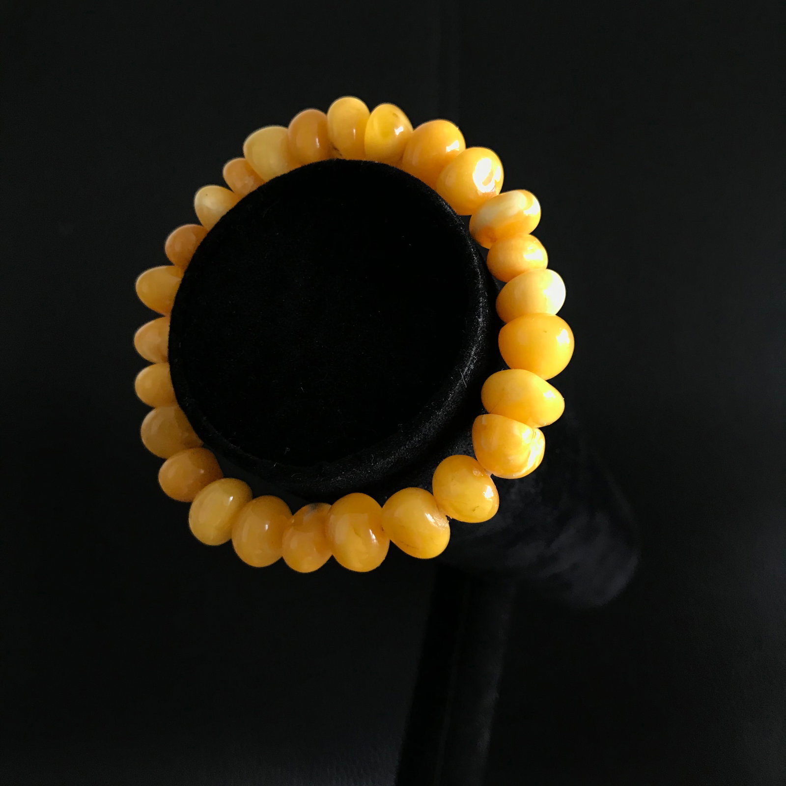 Impressive Amber Bracelet made from Natural shaped Amber beads - 8