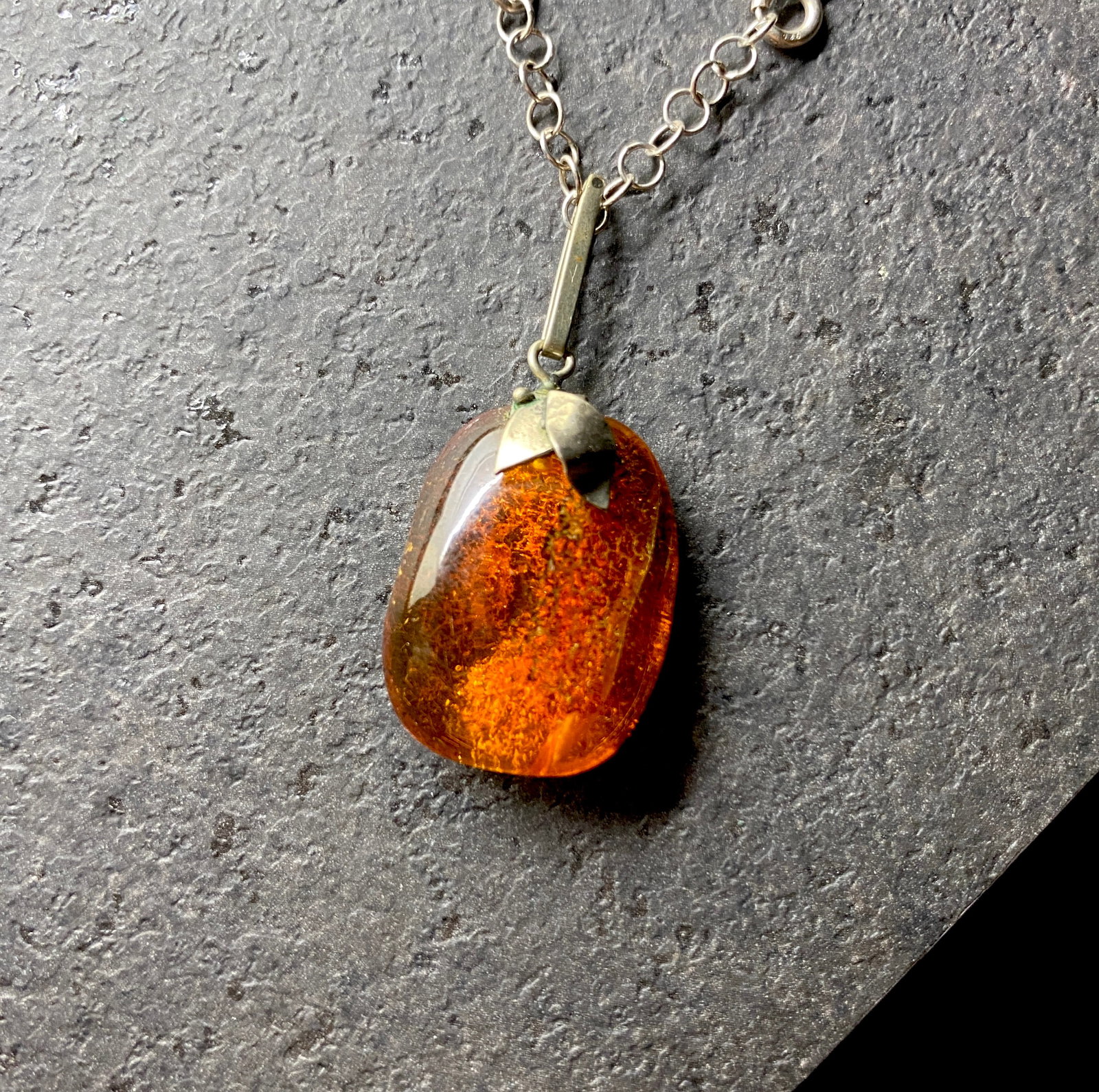 Staggering Vintage Amber Necklace made from Cabochon shaped Amber beads - 4