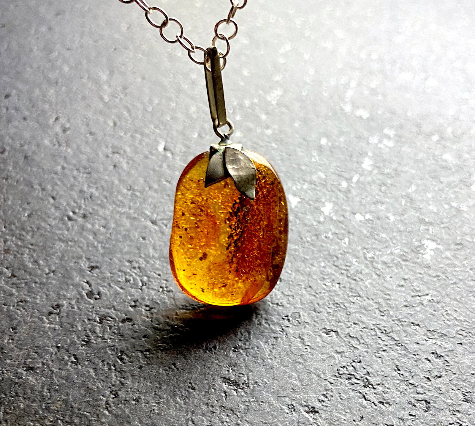 Staggering Vintage Amber Necklace made from Cabochon shaped Amber beads - 7