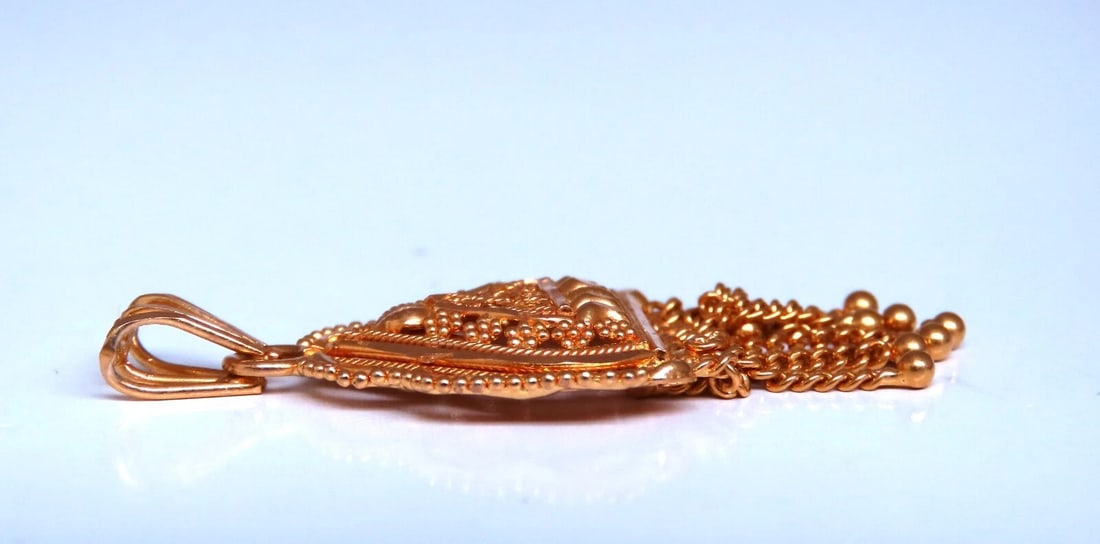 Vintage Tassel Medallion Tassel Iconic Emblem Pendant 22kt gold ** - 2