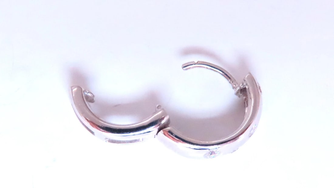 .20ct Natural Diamonds Single Hoop Earrings 14kt 45744** - 2
