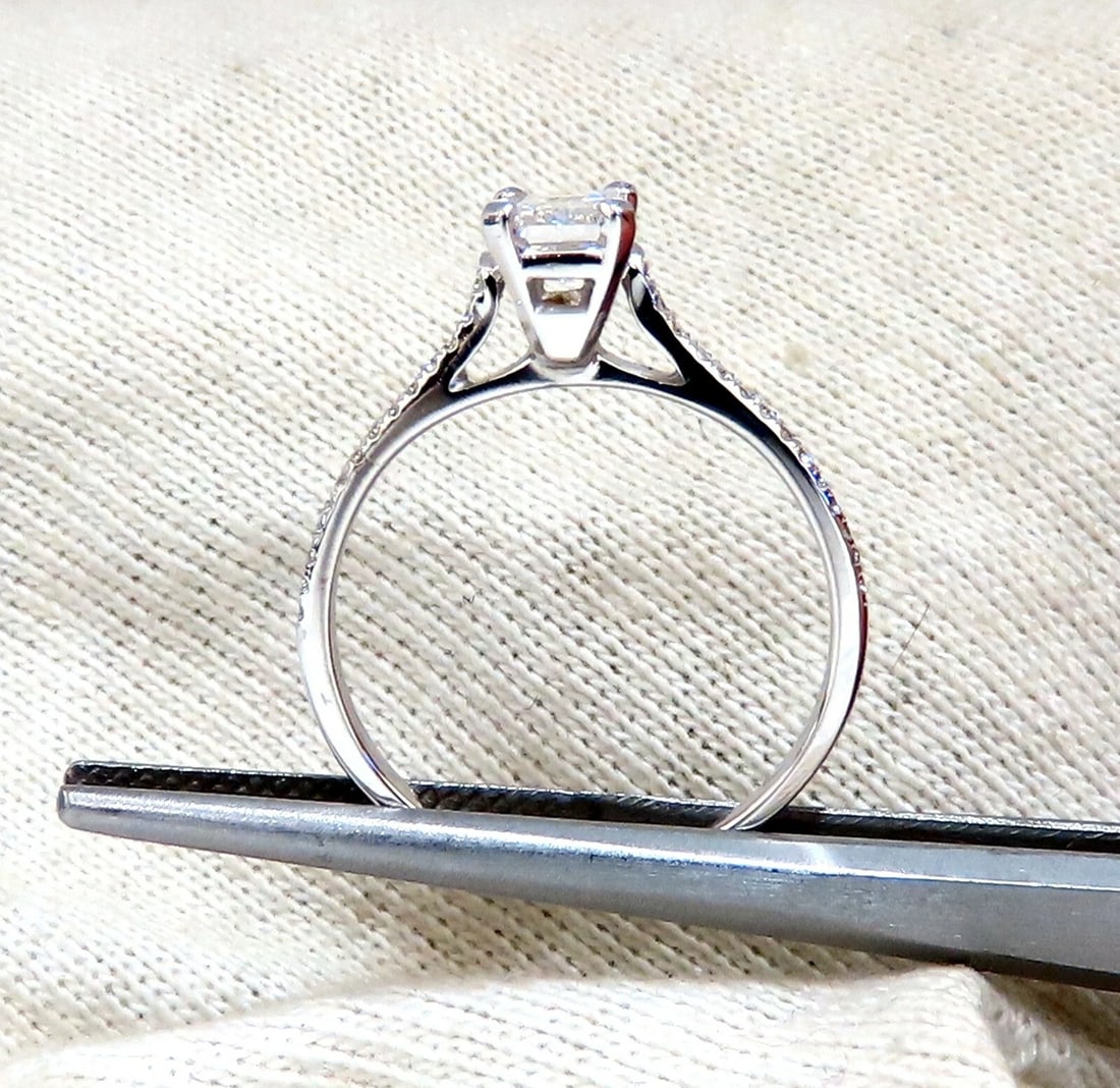 GIA Certified .54ct Natural Emerald Cut diamond ring 18kt gold** - 4
