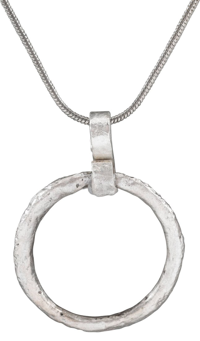 CELTIC PROSPERITY RING NECKLACE, ENGLAND C.400-100 BC (1 of 8)