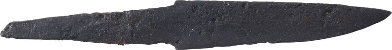 VIKING SIDE OR POUCH KNIFE, 9th-10th CENTURY AD: The small personal knives that Vikings valued above the scramasax and with which they were buried. (https://leatherworkingreverend.files.wordpress.com/2009/07/dsc01382.jpg and
