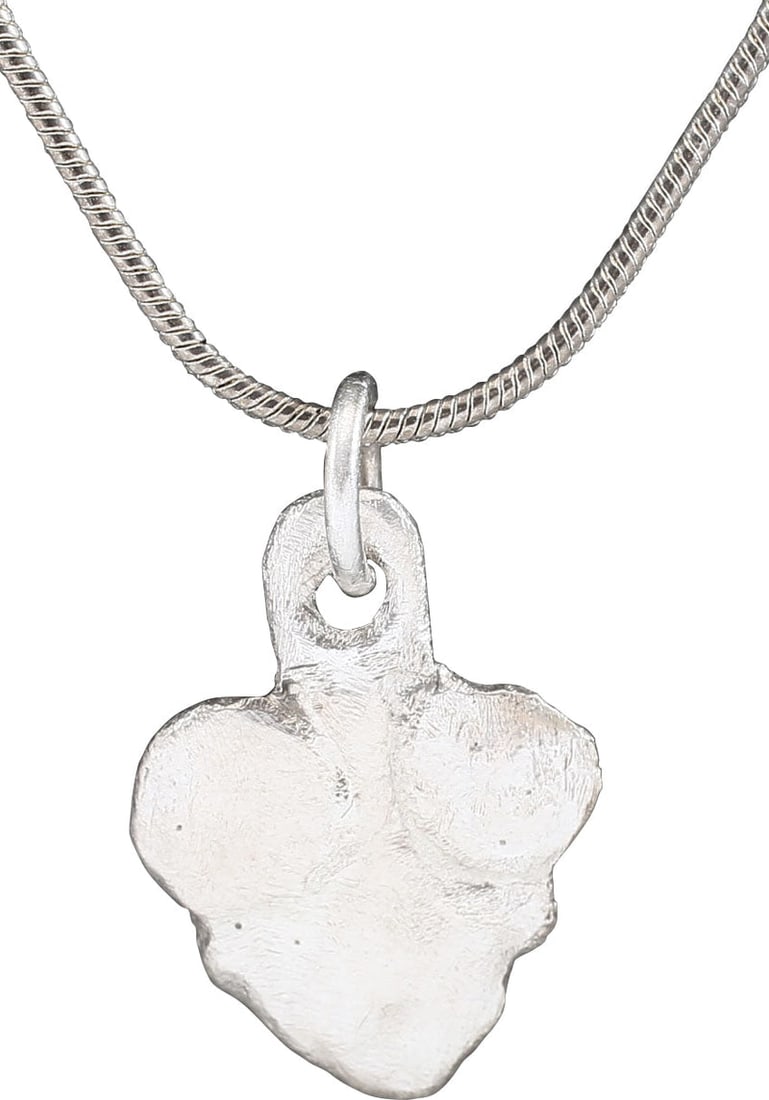 ANCIENT VIKING HEART PENDANT NECKLACE C.850-1050 AD (1 of 8)