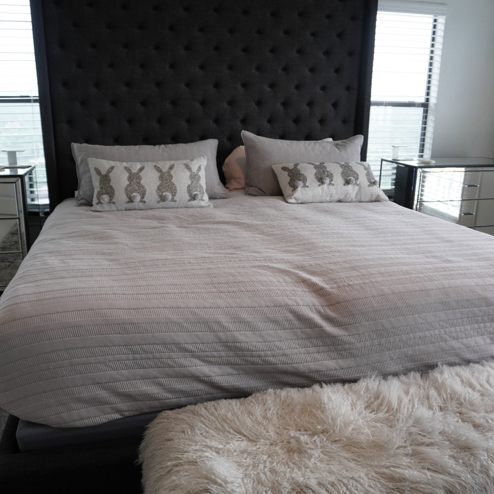 Contemporary Tufted Upholstered King Size Bed Frame - 3