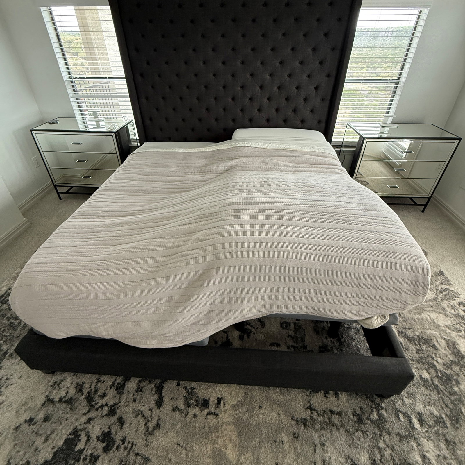 Contemporary Tufted Upholstered King Size Bed Frame - 9