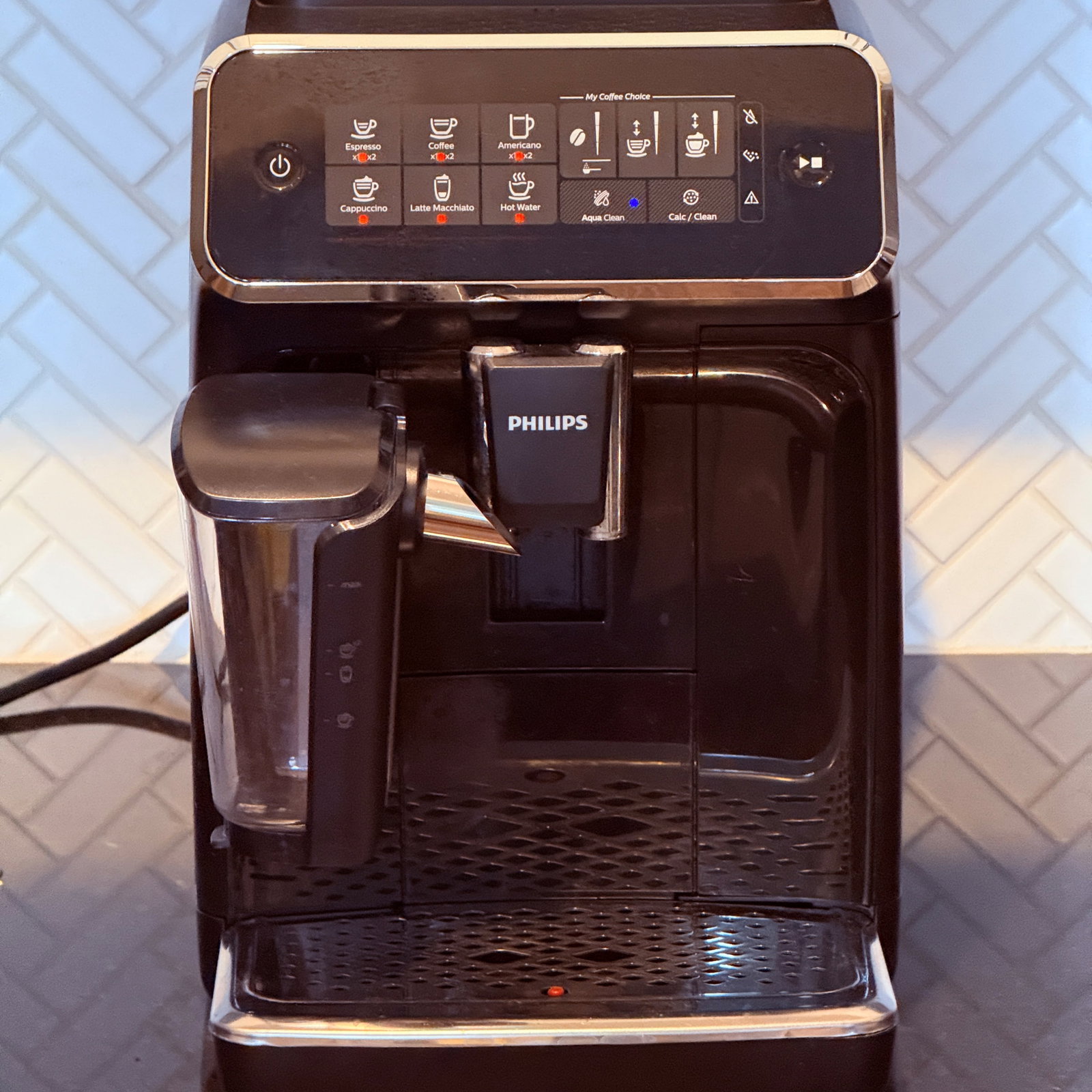 Philips 3200 Series LatteGo Automatic Espresso Machine with Accessories - 2