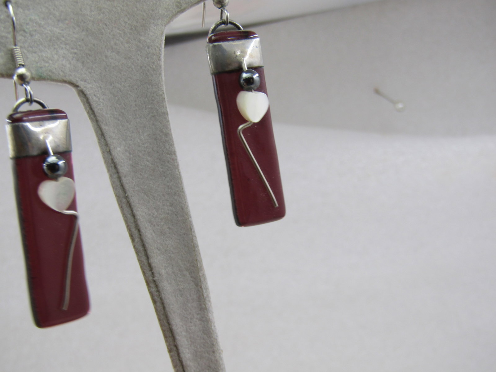 Vintage Purple Glass MOP Heart Earrings, Pierced, Handmade - 4