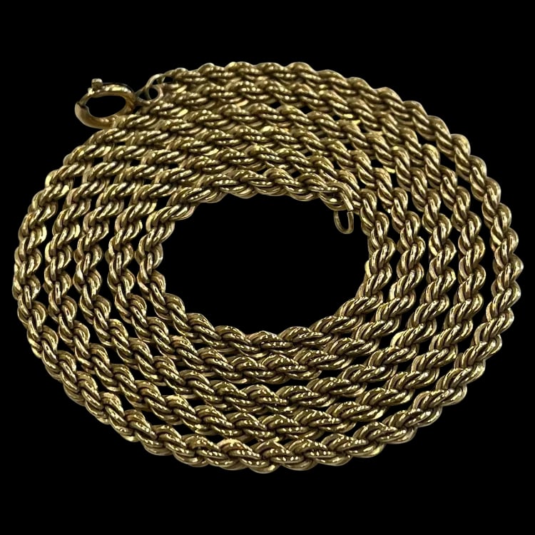Vintage Rope Chain Necklace: Title: Vintage Rope Chain Necklace Description: Vintage Rope Chain Necklace Gold- Filled Weighs 16.8 grams Measures 24 inches Reserve: $50.00 Shipping: Domestic: Flat-rate of $6.00 to anywhere within