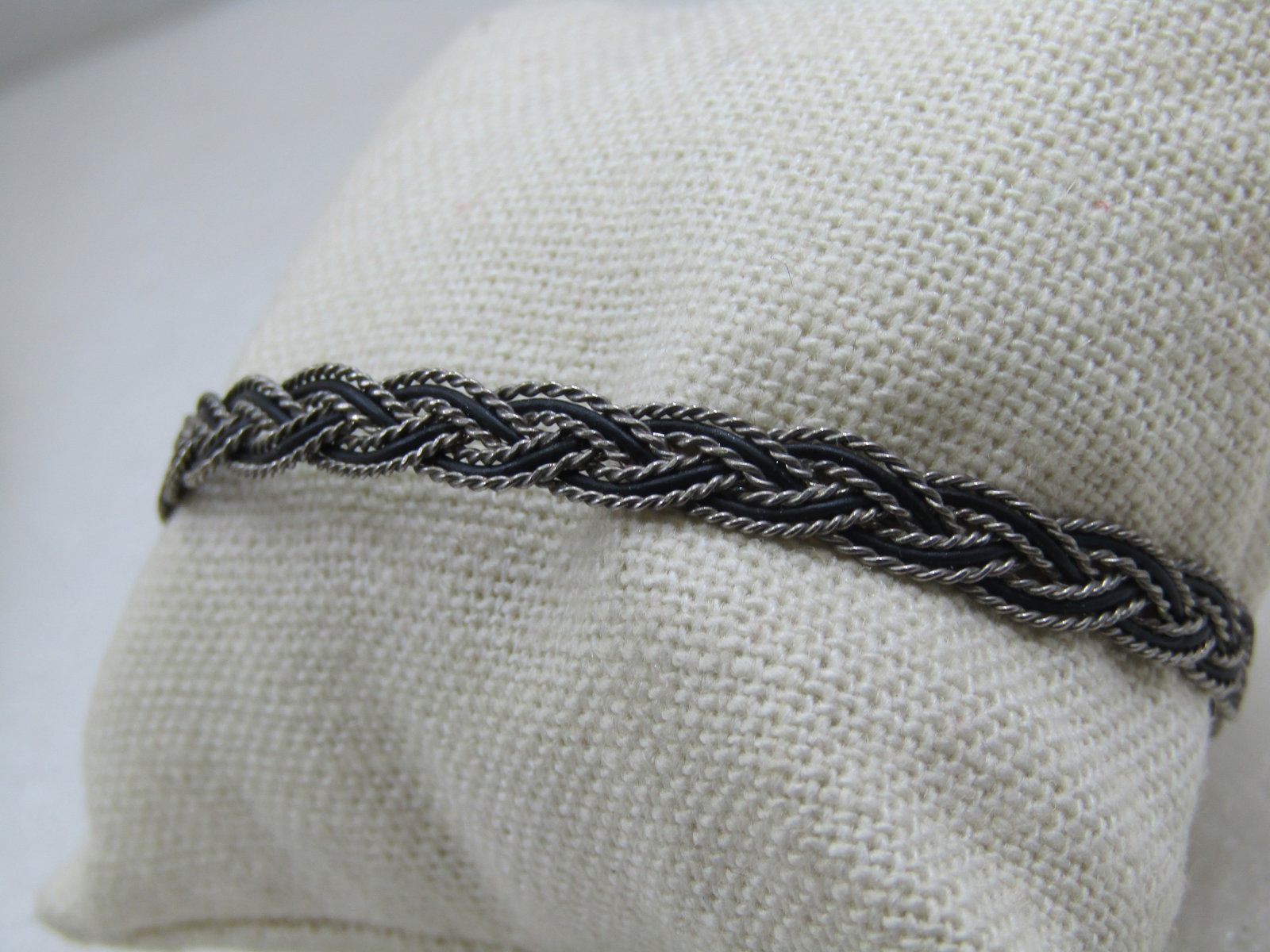 Vintage Silver Plated Braided Cuff Bracelet, with Hook Clasp. - 3