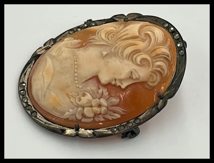 Large Vintage Silver and Marcasite Cameo Brooch/Pendant - 3