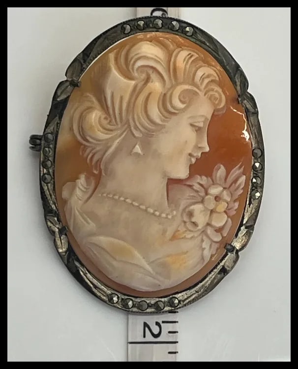 Large Vintage Silver and Marcasite Cameo Brooch/Pendant - 6