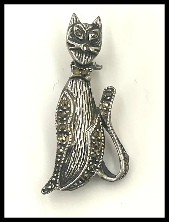 Vintage Sterling Silver Marcasite Tall Cat Brooch/Pin- Signed - 3
