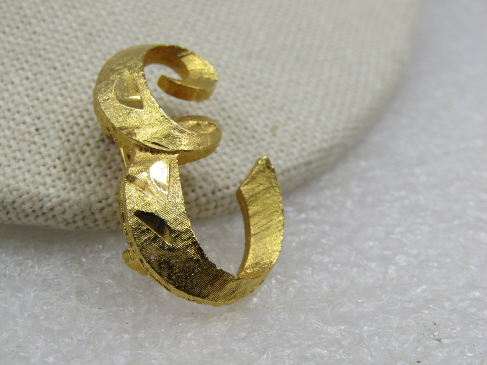 Vintage Iniital E Brooch, 1960's-1970's, 1-1/8" - 2