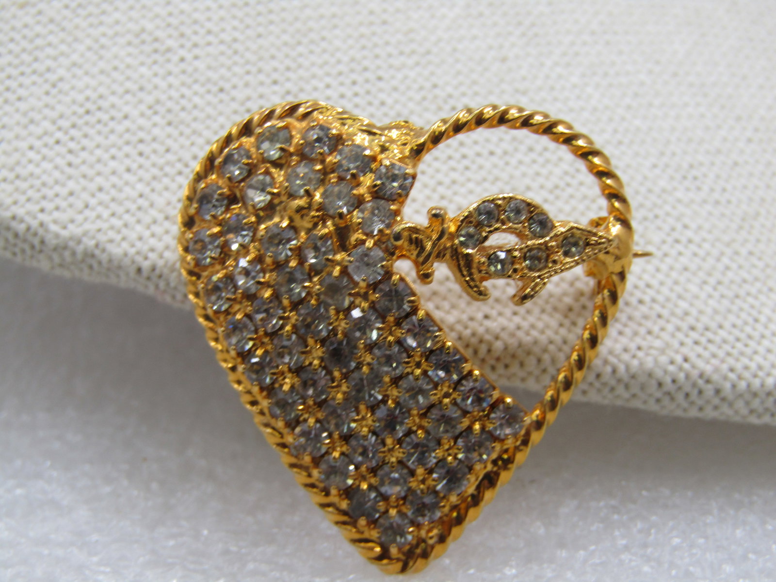 Vintage Rhinestone Shriner's Saber Heart Brooch, 1.25" - 4