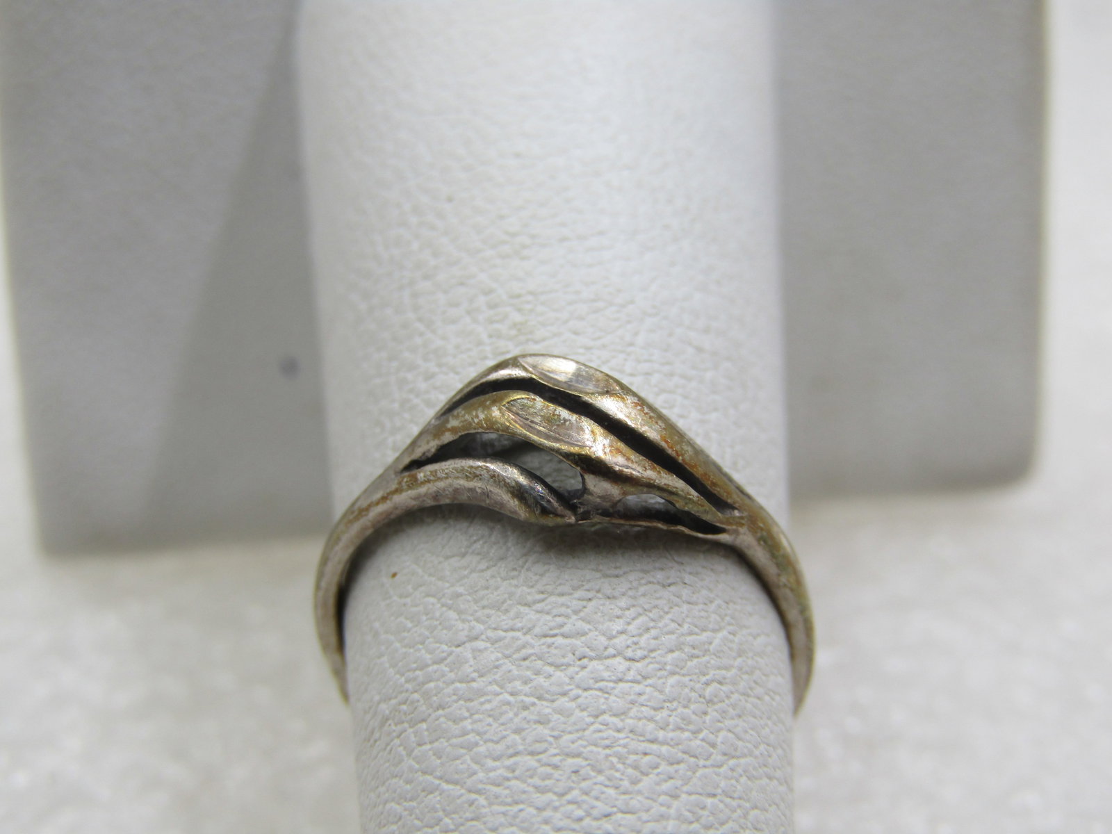Vintage Sterling Domed Diamond Cut Ring, Sz. 6, Signed UTC - 2
