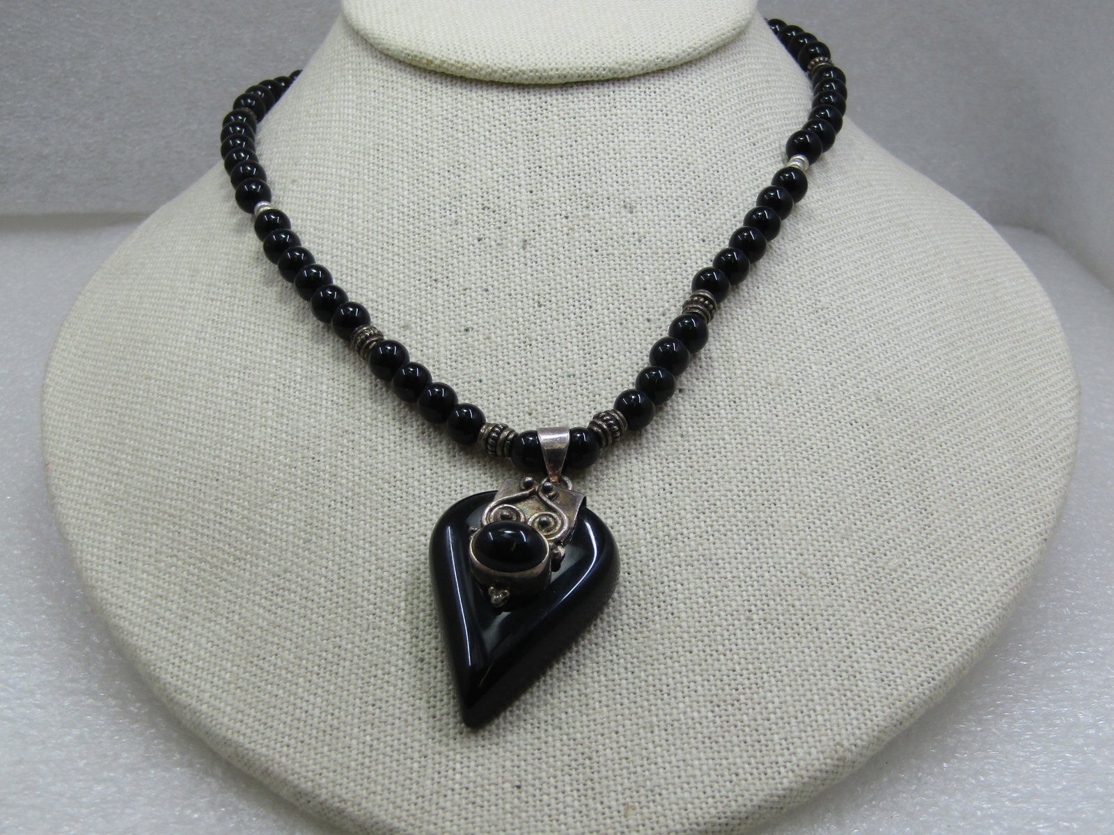 Vintage Sterling & Onyx Bali to Southwestern Necklace, Toggle, 17" - 2