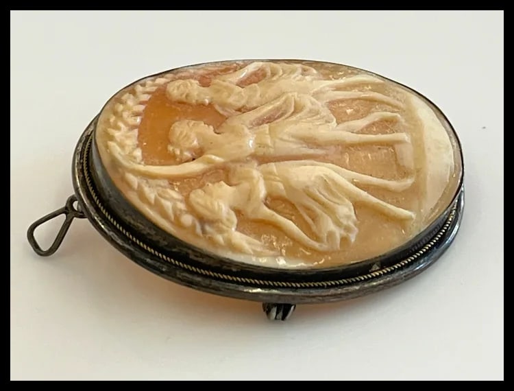 Vintage Silver and Shell Three Dancing Ladies Pendant/ Brooch - 3