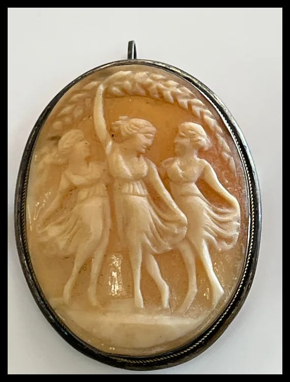 Vintage Silver and Shell Three Dancing Ladies Pendant/ Brooch - 6