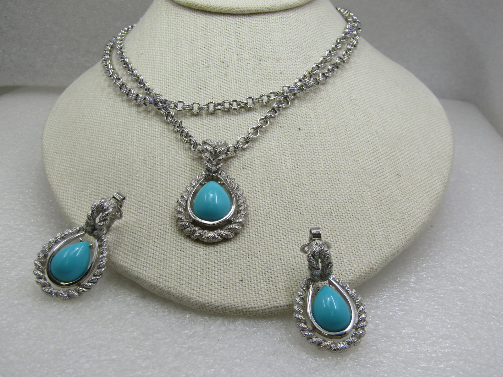 Vintage Avon Faux Turquoise Necklace & Earrings Set, 1970's - 2