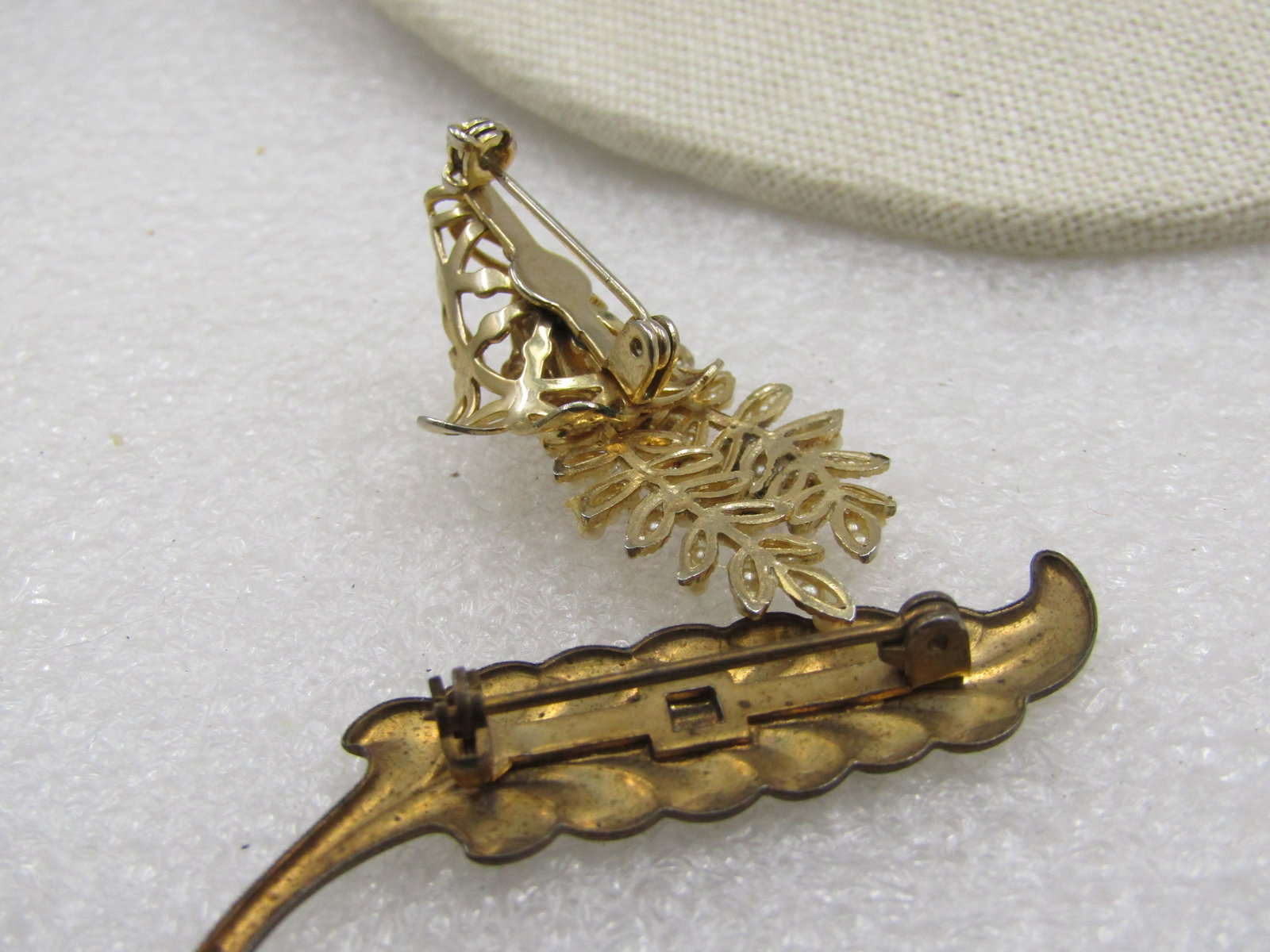 Vintage Pair of Leaf Brooches, One with Faux Pearls/Rhinestones, 1930/s-1950's - 5