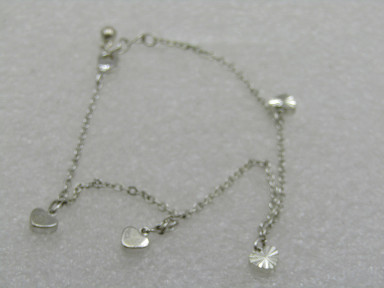 Silver Tone Ridge Heart Ankle Bracelet, 9.25" - 3
