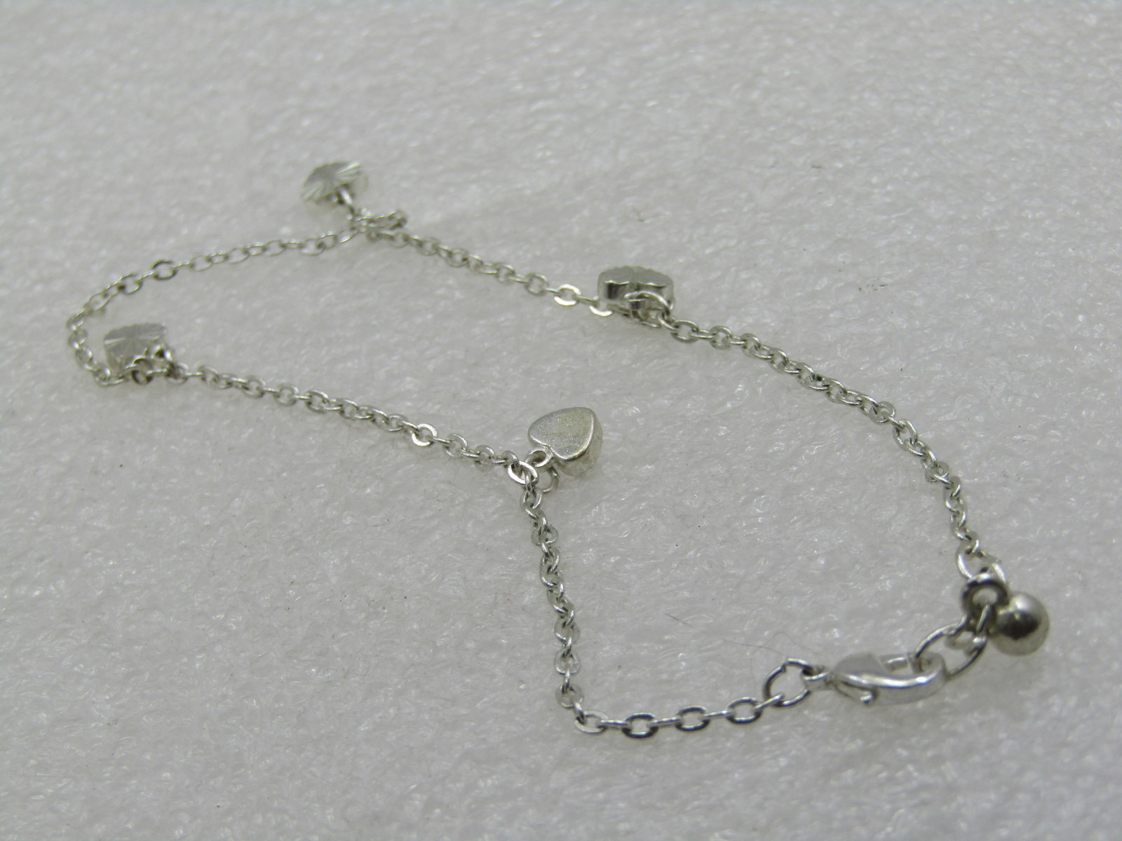 Silver Tone Ridge Heart Ankle Bracelet, 9.25" - 4