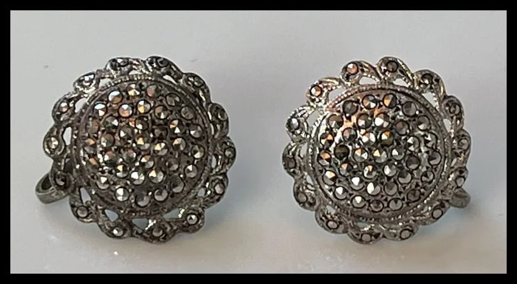 Vintage Sterling Silver Screw Back Non-Pierced Marcasite Flower Cluster Earrings - 3
