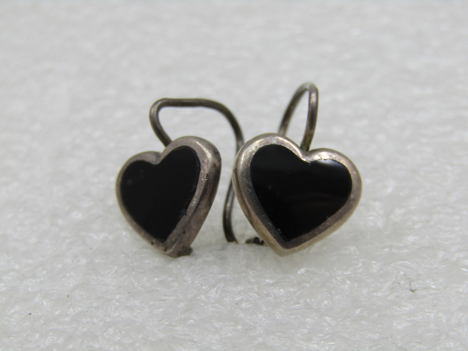 Vintage Sterling Inlaid Onyx Heart Earrings, Pierced, 2.94 gr. - 3