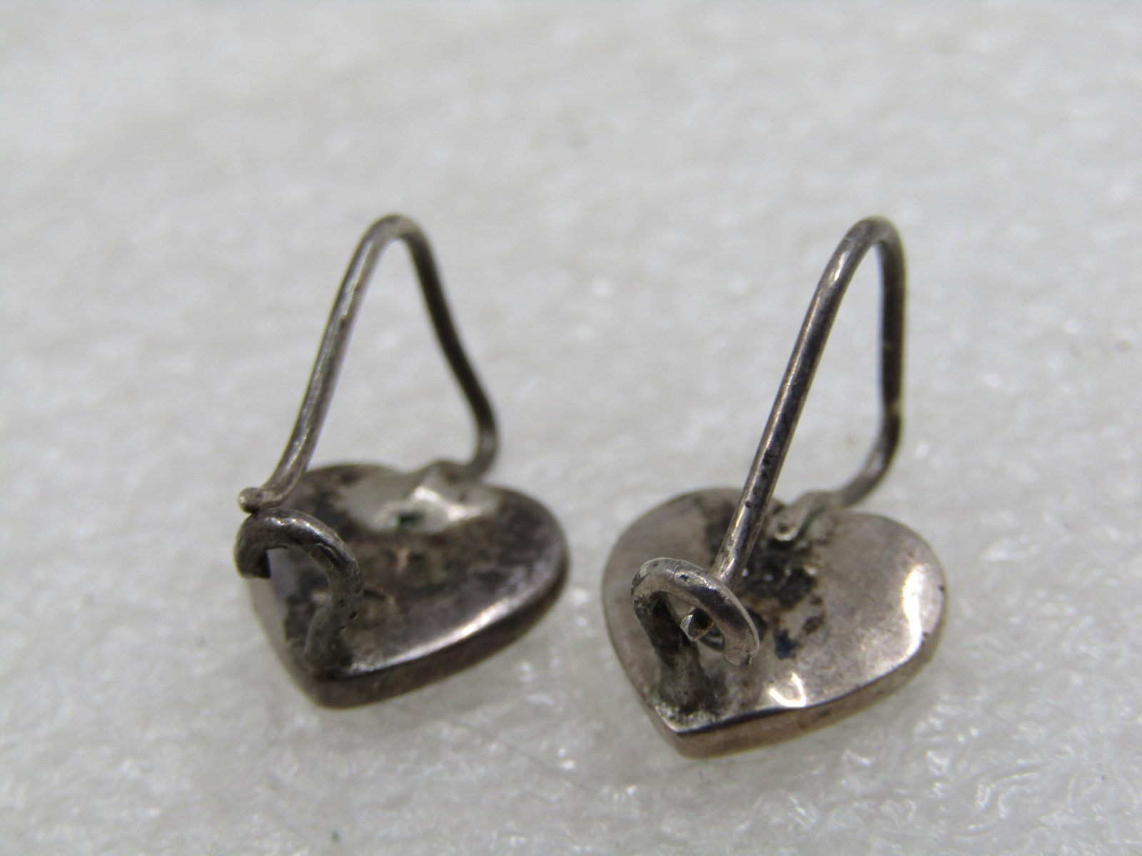 Vintage Sterling Inlaid Onyx Heart Earrings, Pierced, 2.94 gr. - 4