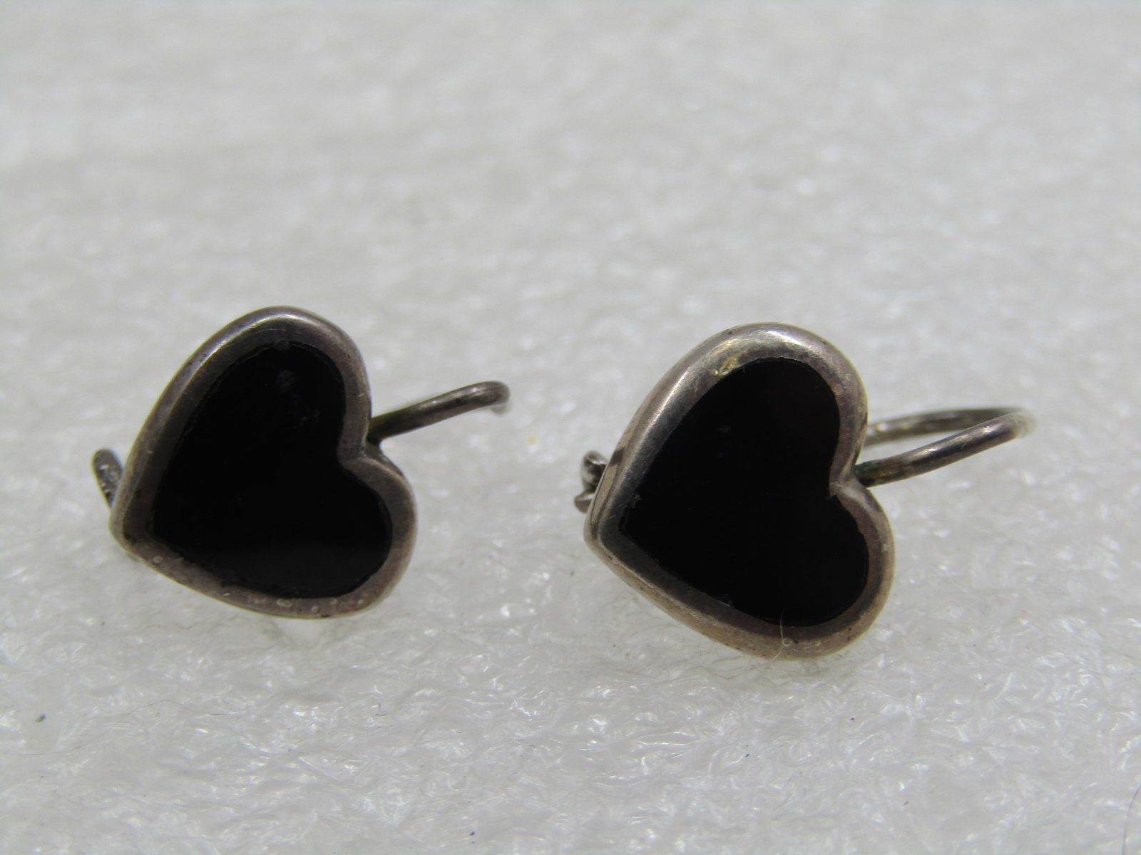 Vintage Sterling Inlaid Onyx Heart Earrings, Pierced, 2.94 gr. - 5