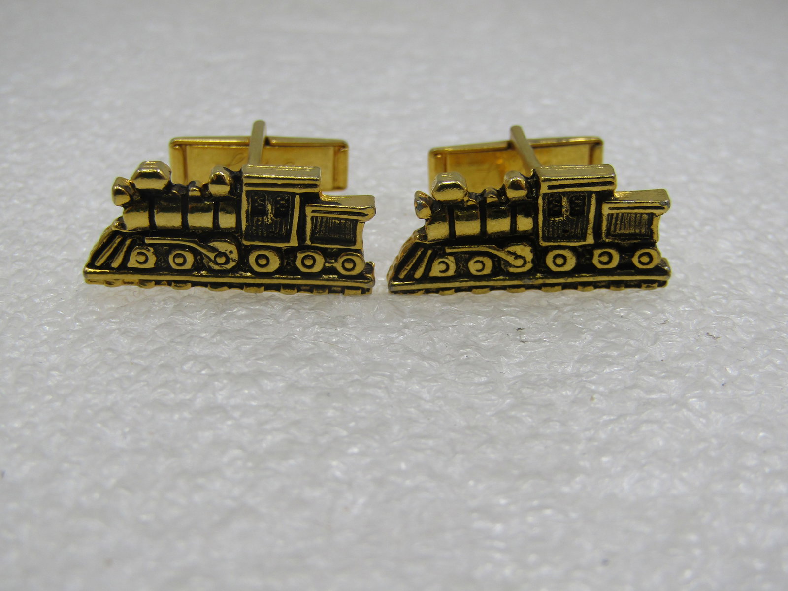 Vintage Train Engine Cufflinks & Tie Clip Set, 1960's-1970's Signed Lisa - 3
