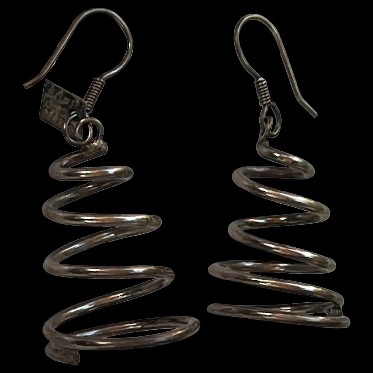 Vintage Sterling Silver Spiral Earrings: Title: Vintage Sterling Silver Spiral Earrings Description: Vintage Sterling Silver Spiral Earrings Hallmarked Mexico 925 Sterling Silver Weighs 15.3 grams Measures .75 x 2 inches Reserve: $55.00