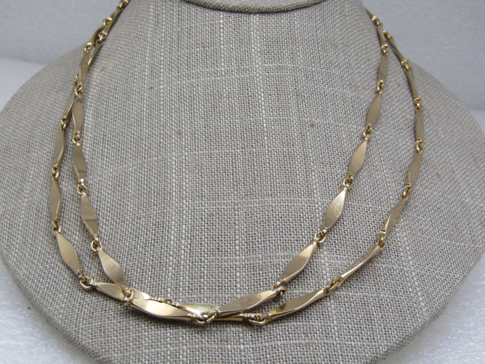 Vintage Gold Tone Tapered Bar Link Necklace 38", Gold Tone - 2