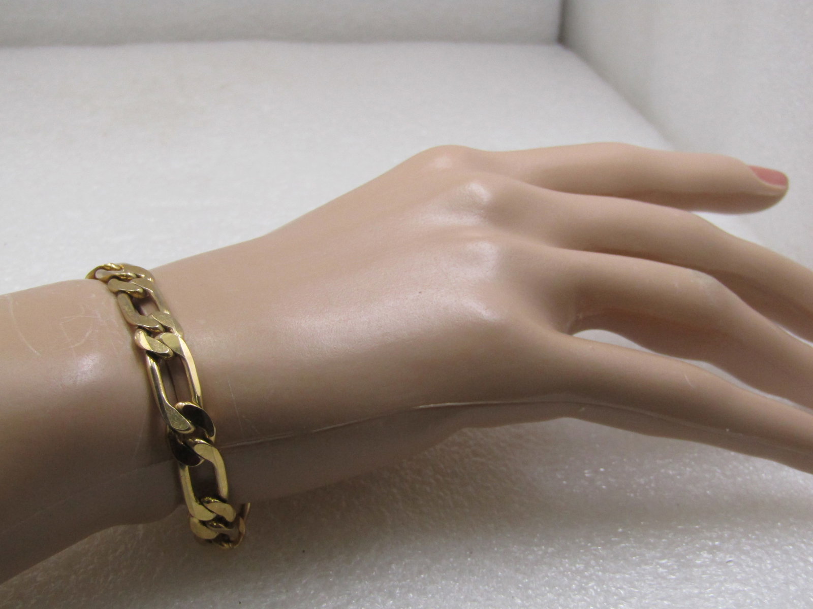 Vintage Gold Plated Figaro 7.5mm Wide Bracelet, 7.25" - 5