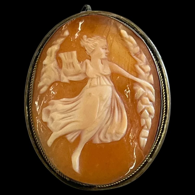 Vintage Signed Shell Cameo Pendant/ Brooch (1 of 9)