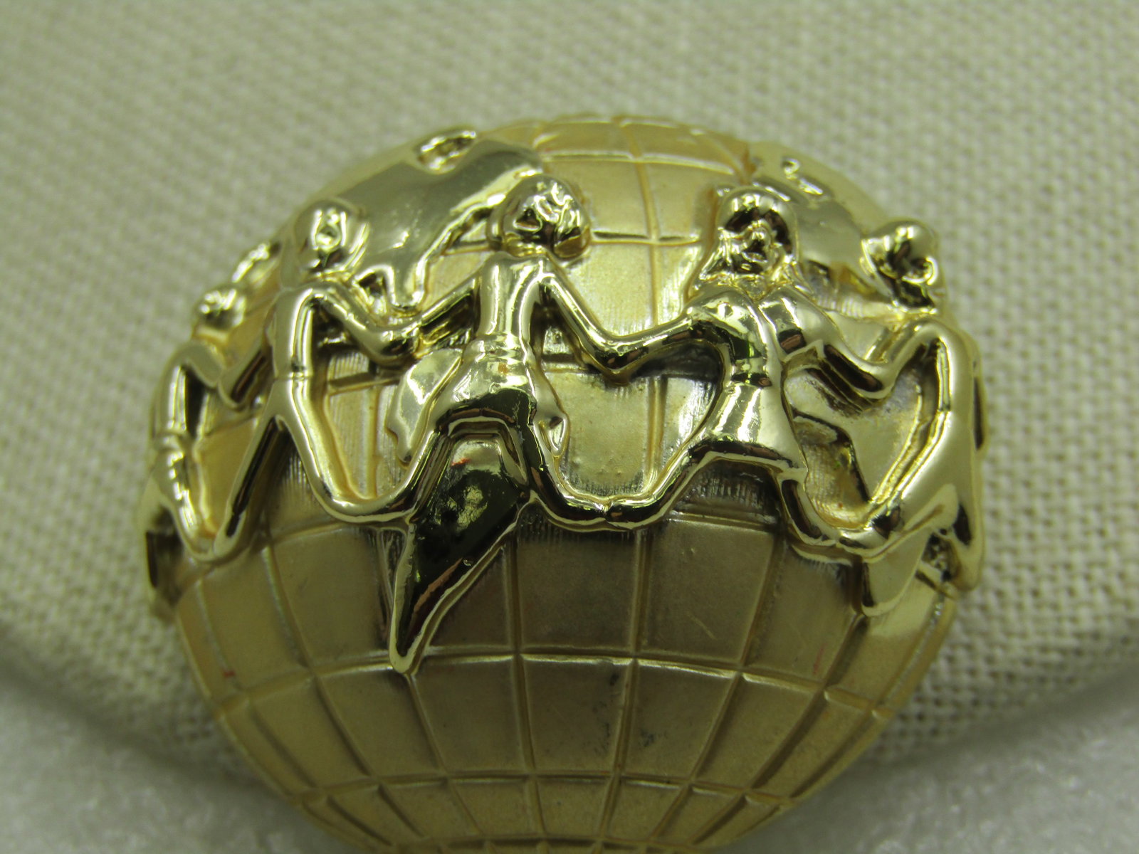 Vintage "We Are The World" Brooch, 1980's, Gold Tone - 2