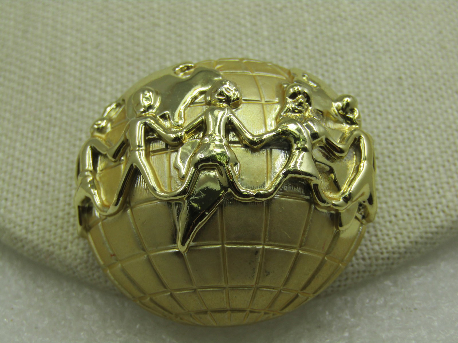 Vintage "We Are The World" Brooch, 1980's, Gold Tone - 3