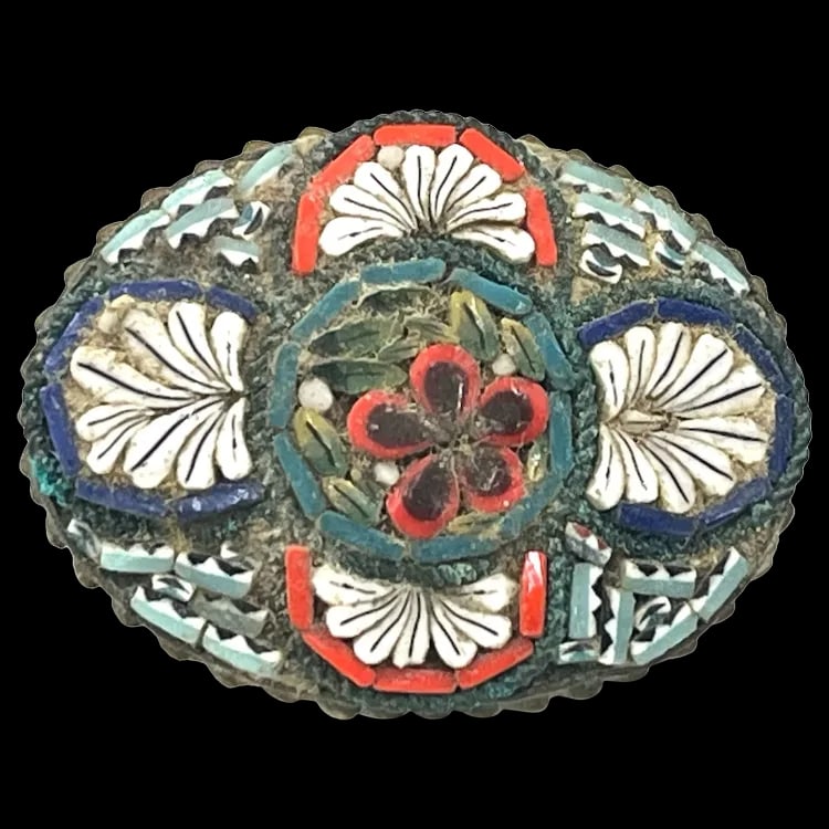 Vintage Italian Mosaic Glass Inlay Brooch/Pin: Title: Vintage Italian Mosaic Glass Inlay Brooch/Pin Description: Vintage Italy Mosaic Glass Inlay Brooch/Pin Hallmarked: Italy Weighs 6.9 grams Measures Approx. 1 x .75 inches Reserve: $35.00 Shippin