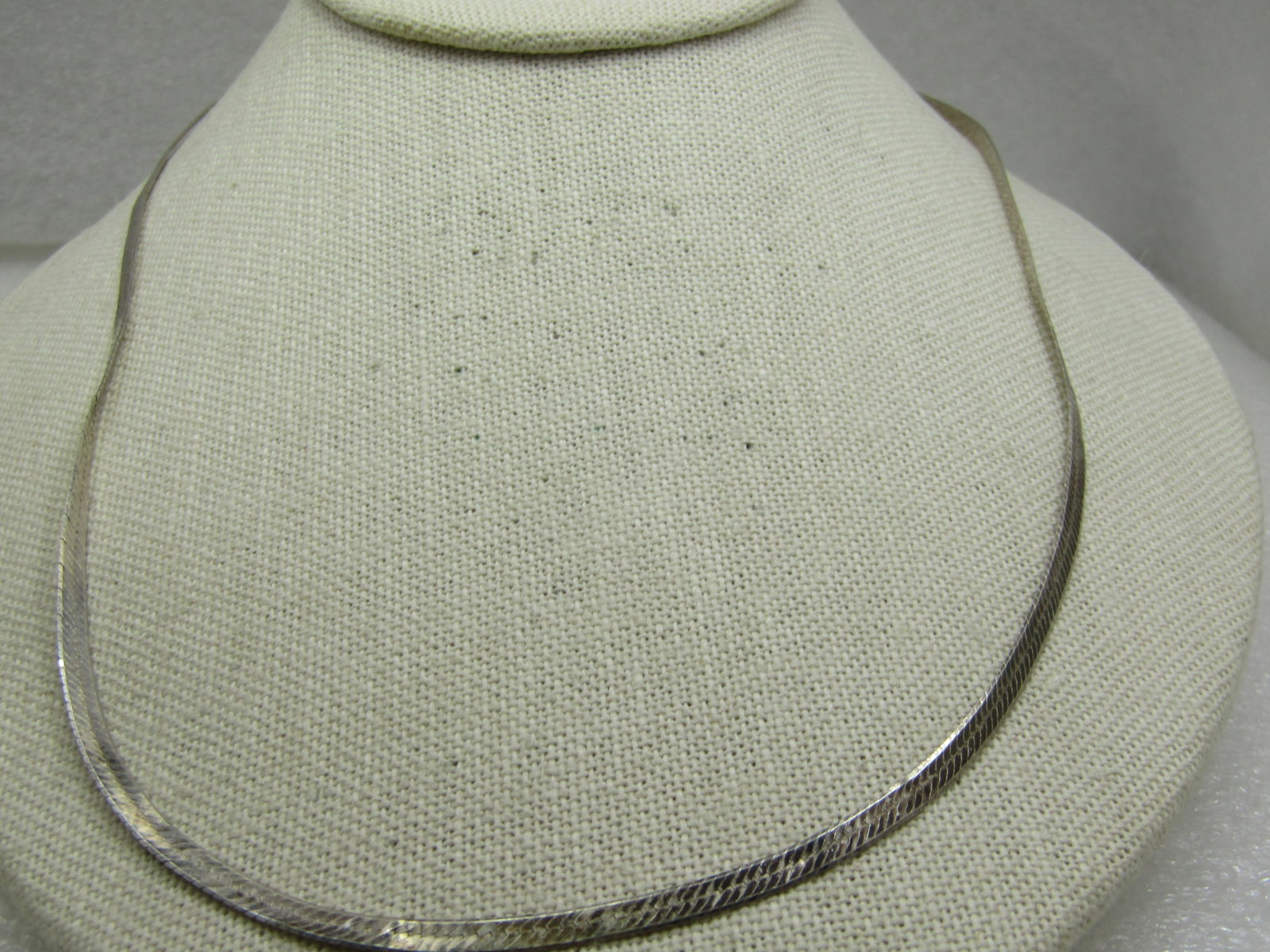 Vintage Sterling Herringbone Necklace, 3mm, 24", Unisex: Vintage Sterling Herringbone Necklace, 3mm, 24", Unisex. Spring clasp, marked .925 and Italy and tested. Weight is appx. 8.14gr. This measures slightly over 3mm a 3.2mm. It is not signed by the
