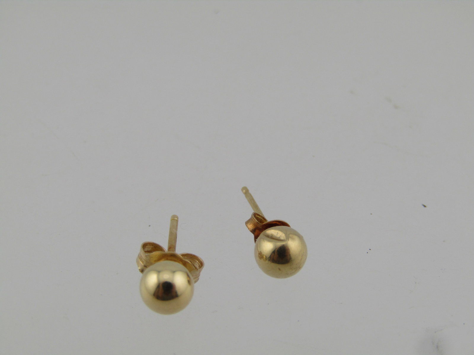Vintage 14kt 4.5mm Ball Stud Earrings, Pierced, 1960's.-1970's - 4